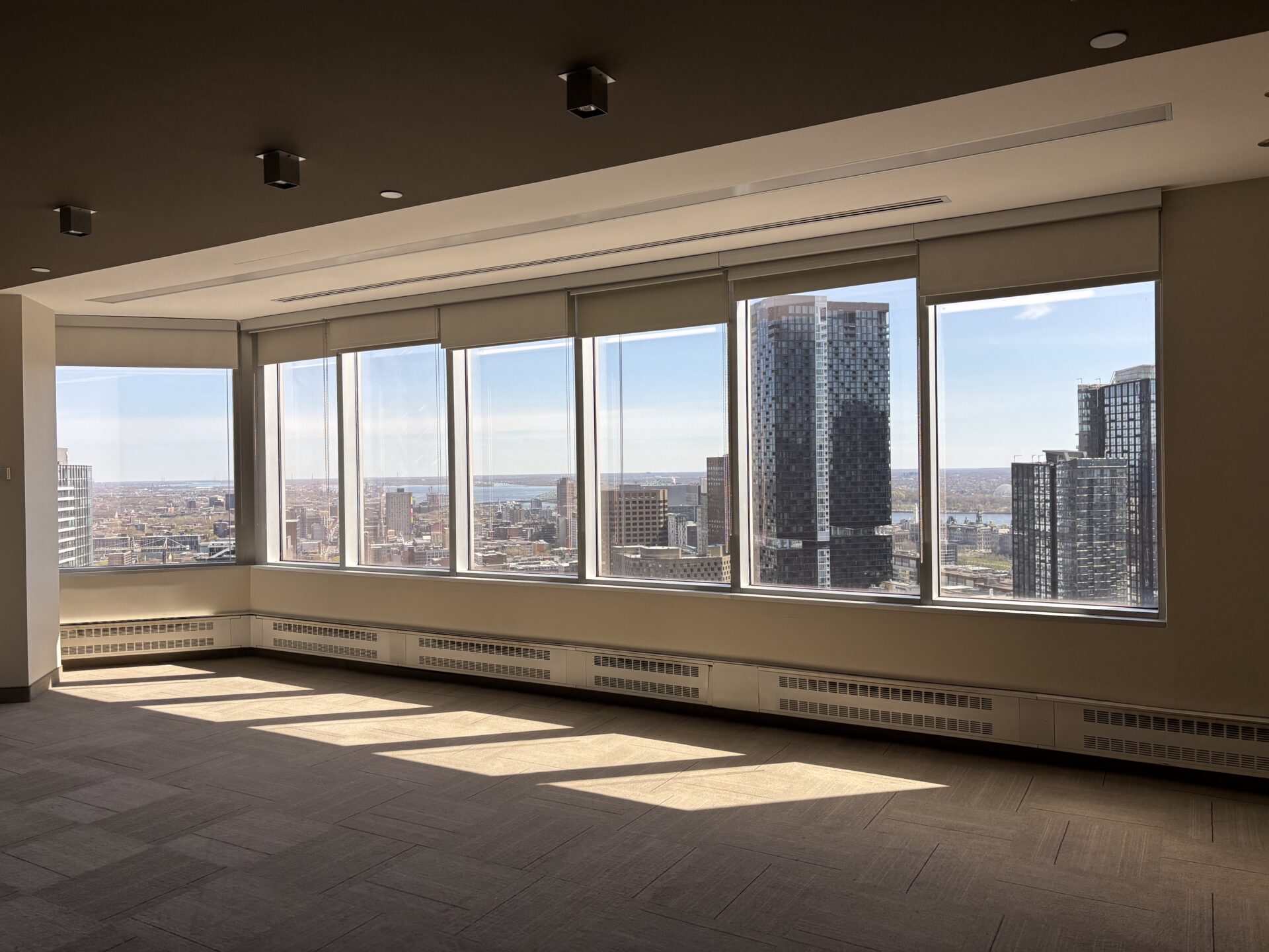 Sublease 2800-600 boul de maisonneuve K