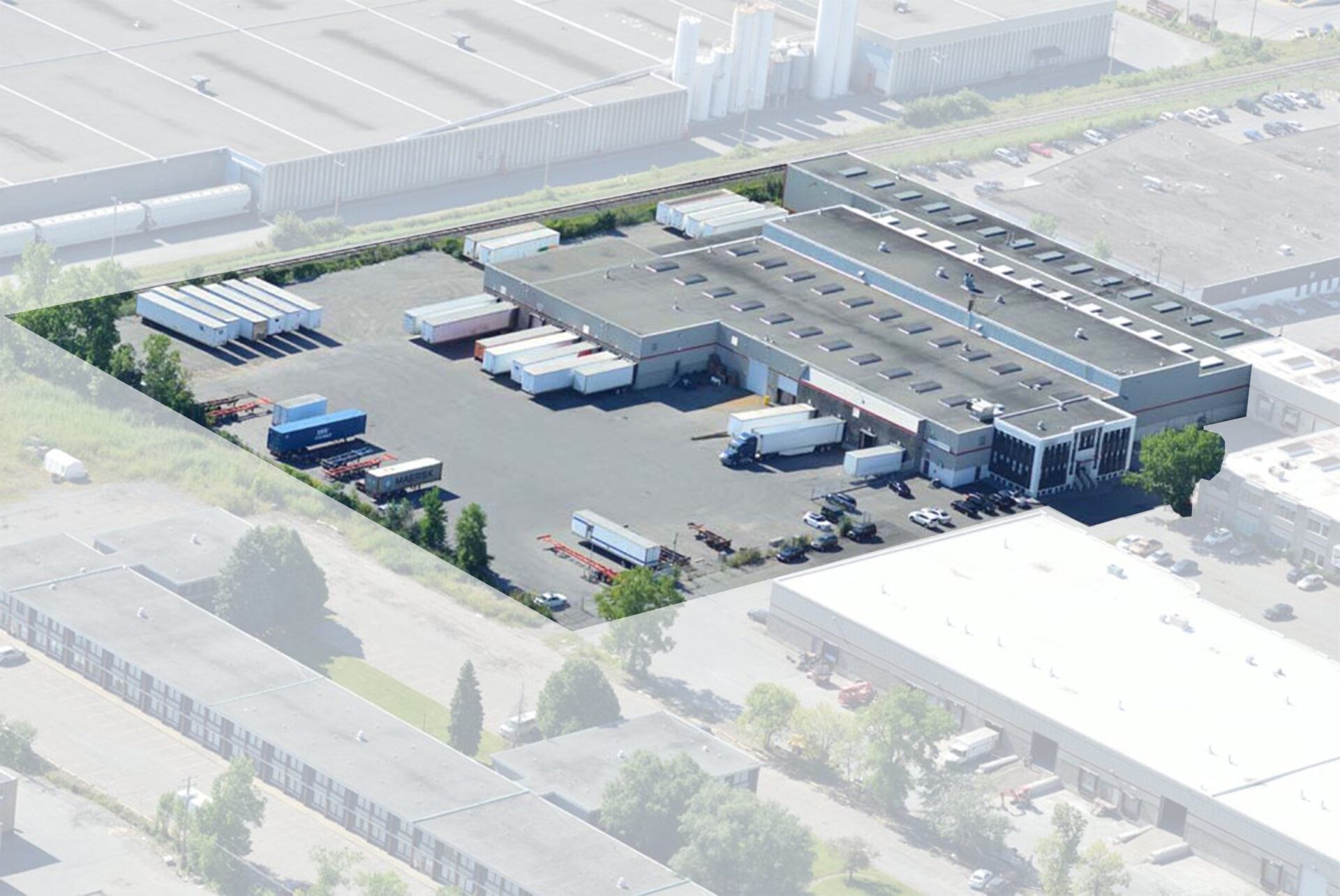 Industrial building 7500 Cote de Liesse for sale